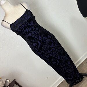 440NWOT  Steppin' Out purple and Black Dress. SzS